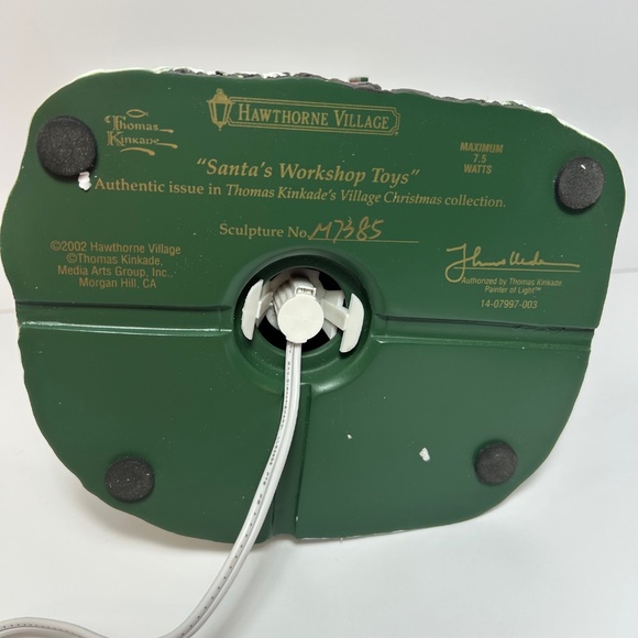 Thomas Kinkade Hawthorne Village Christmas Toy Shop - Picture 12 of 12